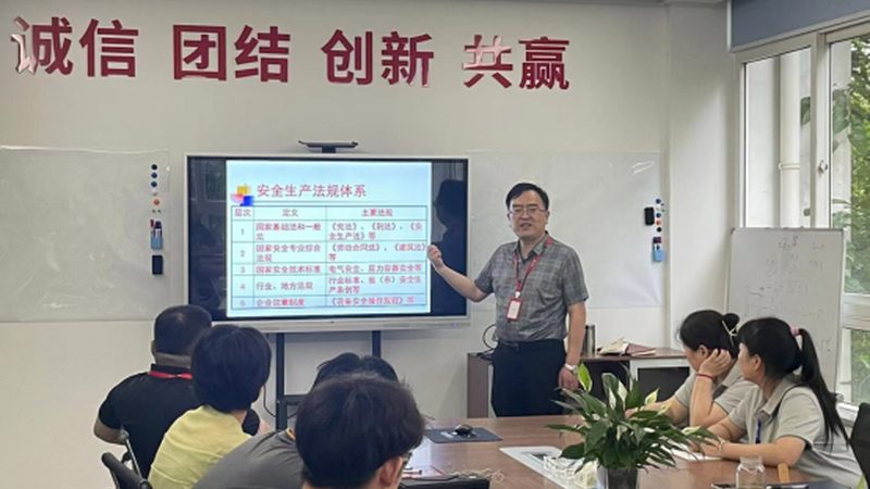 成人高考录取分数线揭秘：分数线如何确定及影响因素**